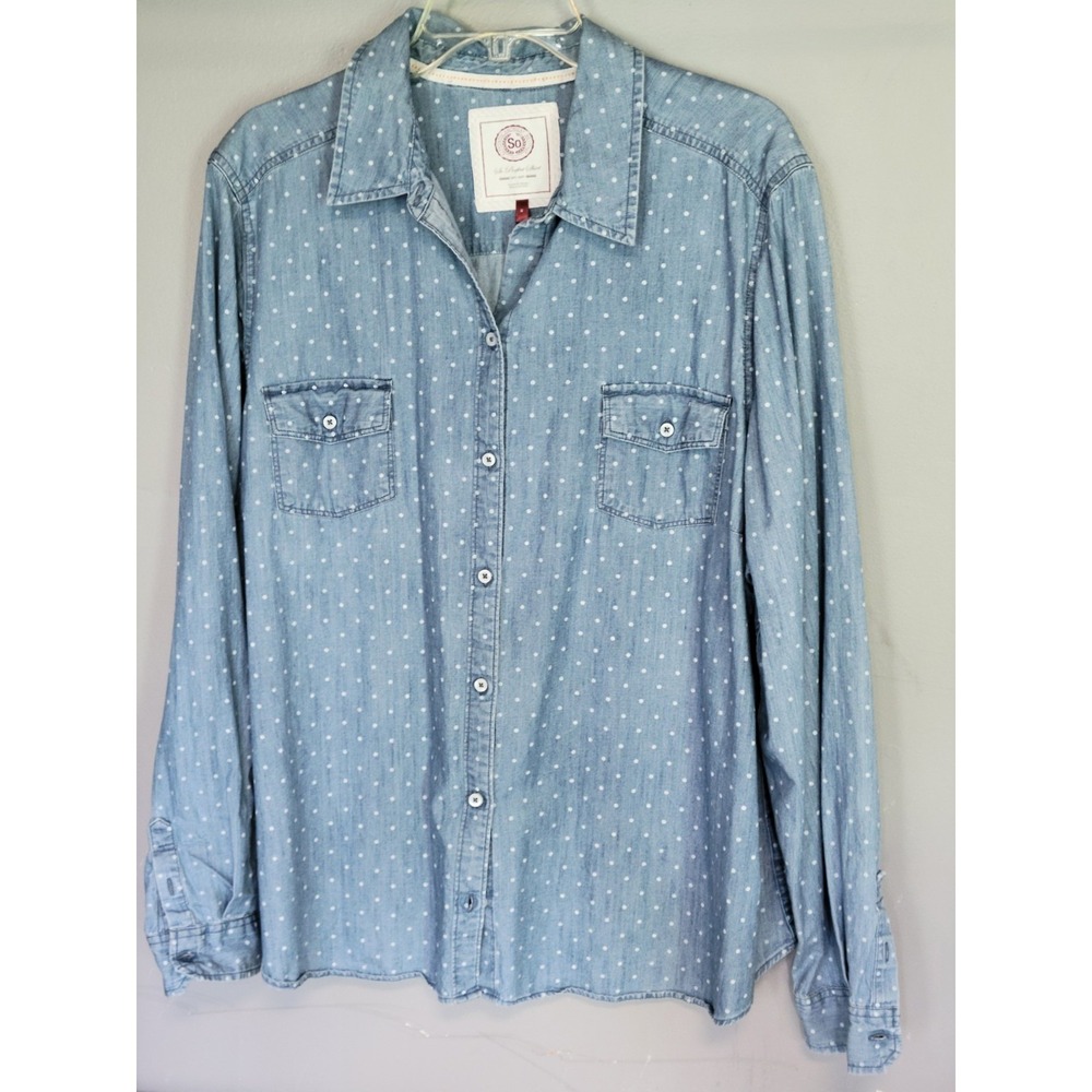 WomensSO Brand Light Wash Chambray Denim Shirt With White Poka Dots Size 3X